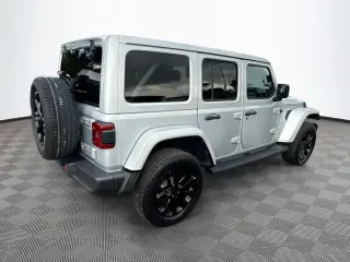 Jeep Wrangler Unlimited 2022 4x4 High Altitude 4xe 4 puertas SUV