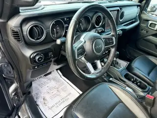 Jeep Wrangler 2023 4x4 Sahara 4xe 4 puertas SUV