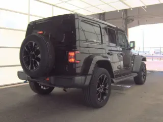 Jeep Wrangler 2023 4x4 High Altitude 4xe 4 puertas SUV