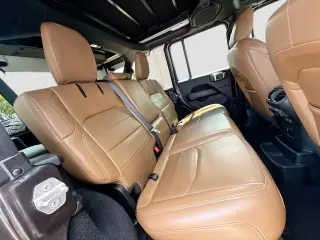 Jeep Wrangler Unlimited 2021 4x4 High Altitude 4xe 4 puertas SUV