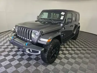 Jeep Wrangler Unlimited 2022 4x4 Sahara 4xe 4 puertas SUV