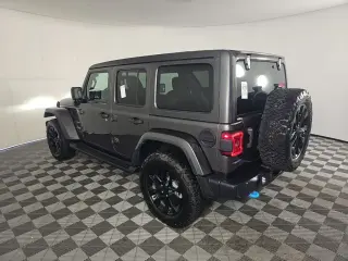 Jeep Wrangler Unlimited 2022 4x4 Sahara 4xe 4 puertas SUV