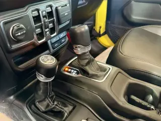 Jeep Wrangler 2023 4x4 Sahara 4xe 4 puertas SUV
