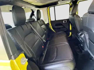 Jeep Wrangler 2023 4x4 Sahara 4xe 4 puertas SUV