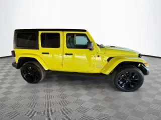 Jeep Wrangler 2023 4x4 Sahara 4xe 4 puertas SUV
