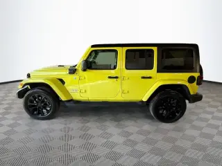 Jeep Wrangler 2023 4x4 Sahara 4xe 4 puertas SUV