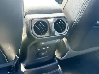 Jeep Wrangler 2023 4x4 Sahara 4xe 4 puertas SUV