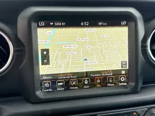 Jeep Wrangler 2023 4x4 High Altitude 4xe 4 puertas SUV