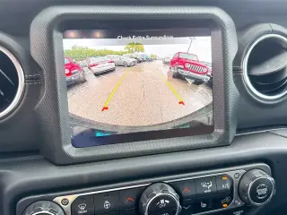 Jeep Wrangler 2023 4x4 High Altitude 4xe 4 puertas SUV