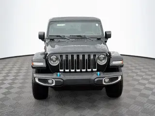 Jeep Wrangler 2023 4x4 High Altitude 4xe 4 puertas SUV