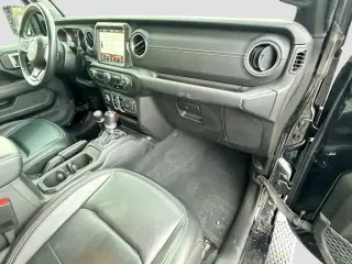 Jeep Wrangler 2023 4x4 High Altitude 4xe 4 puertas SUV