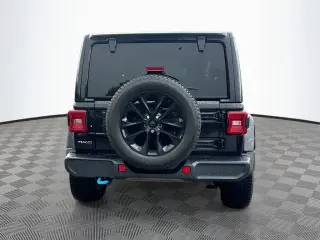 Jeep Wrangler 2023 4x4 High Altitude 4xe 4 puertas SUV