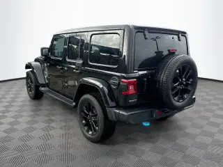 Jeep Wrangler 2023 4x4 High Altitude 4xe 4 puertas SUV
