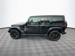 Jeep Wrangler 2023 4x4 High Altitude 4xe 4 puertas SUV