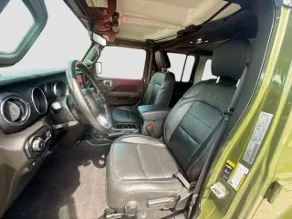 Jeep Wrangler 2023 4x4 Sahara 4xe 4 puertas SUV