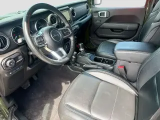 Jeep Wrangler 2023 4x4 Sahara 4xe 4 puertas SUV