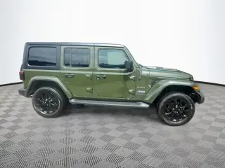 Jeep Wrangler 2023 4x4 Sahara 4xe 4 puertas SUV