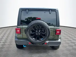 Jeep Wrangler 2023 4x4 Sahara 4xe 4 puertas SUV