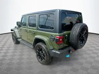 Jeep Wrangler 2023 4x4 Sahara 4xe 4 puertas SUV