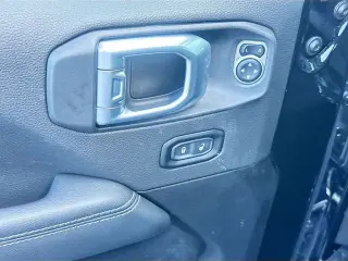 Jeep Wrangler 2023 4x4 High Altitude 4xe 4 puertas SUV