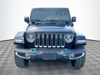 Jeep Wrangler 2023 4x4 High Altitude 4xe 4 puertas SUV