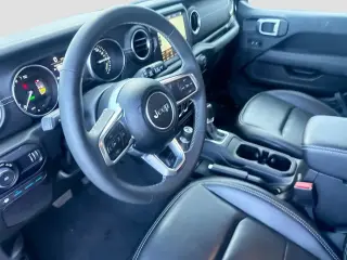 Jeep Wrangler 2023 4x4 High Altitude 4xe 4 puertas SUV
