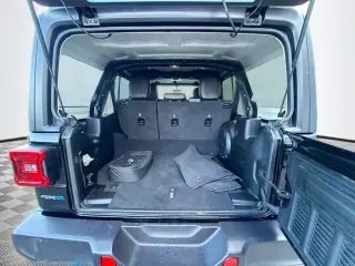Jeep Wrangler 2023 4x4 High Altitude 4xe 4 puertas SUV