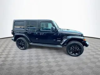 Jeep Wrangler 2023 4x4 High Altitude 4xe 4 puertas SUV