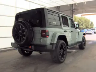 Jeep Wrangler 2023 4x4 High Altitude 4xe 4 puertas SUV