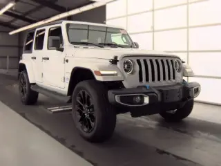 Jeep Wrangler Unlimited 2022 4x4 Sahara 4xe 4 puertas SUV