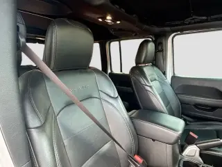 Jeep Wrangler Unlimited 2022 4x4 High Altitude 4xe 4dr SUV