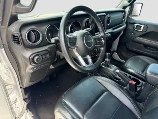 Jeep Wrangler Unlimited 2022 4x4 High Altitude 4xe 4dr SUV