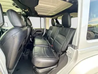 Jeep Wrangler Unlimited 2022 4x4 Sahara 4xe 4 puertas SUV