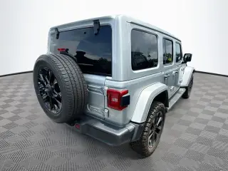 Jeep Wrangler Unlimited 2022 4x4 Sahara 4xe 4 puertas SUV