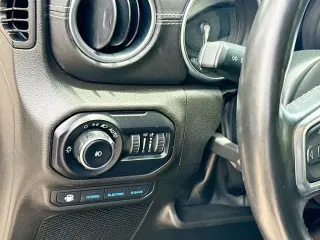 Jeep Wrangler Unlimited 2022 4x4 High Altitude 4xe 4dr SUV