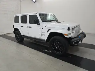 Jeep Wrangler Unlimited 2022 4x4 Sahara 4xe 4 puertas SUV