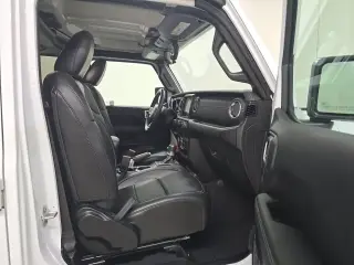 Jeep Wrangler Unlimited 2022 4x4 Sahara 4xe 4 puertas SUV