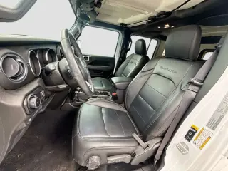 Jeep Wrangler 2023 4x4 Sahara 4xe 4 puertas SUV