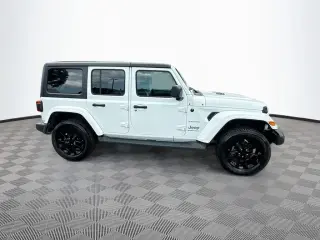 Jeep Wrangler 2023 4x4 Sahara 4xe 4 puertas SUV