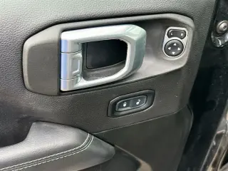 Jeep Wrangler 2023 4x4 High Altitude 4xe 4 puertas SUV