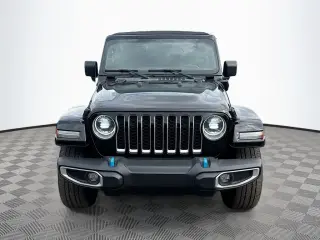 Jeep Wrangler 2023 4x4 High Altitude 4xe 4 puertas SUV