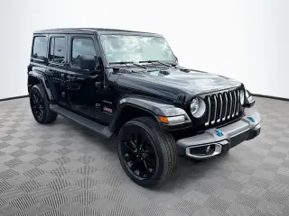 Jeep Wrangler 2023 4x4 High Altitude 4xe 4 puertas SUV