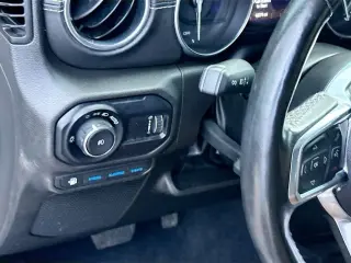 Jeep Wrangler 2023 4x4 High Altitude 4xe 4 puertas SUV