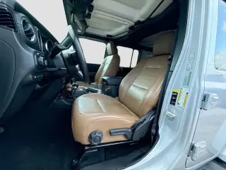 Jeep Wrangler 2023 4x4 High Altitude 4xe 4 puertas SUV