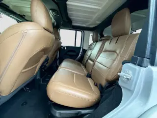 Jeep Wrangler 2023 4x4 High Altitude 4xe 4 puertas SUV