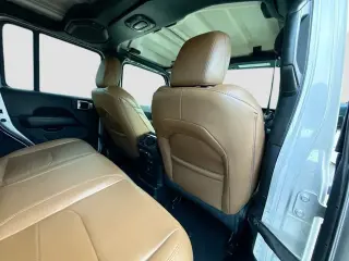 Jeep Wrangler 2023 4x4 High Altitude 4xe 4 puertas SUV