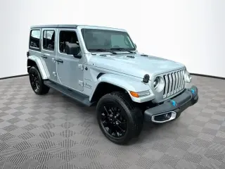 Jeep Wrangler 2023 4x4 High Altitude 4xe 4 puertas SUV