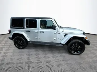 Jeep Wrangler 2023 4x4 High Altitude 4xe 4 puertas SUV