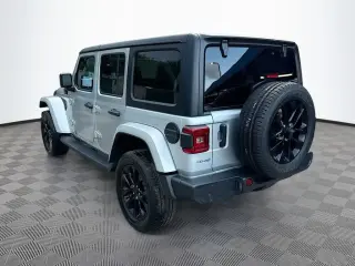 Jeep Wrangler 2023 4x4 High Altitude 4xe 4 puertas SUV