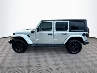 Jeep Wrangler 2023 4x4 High Altitude 4xe 4 puertas SUV